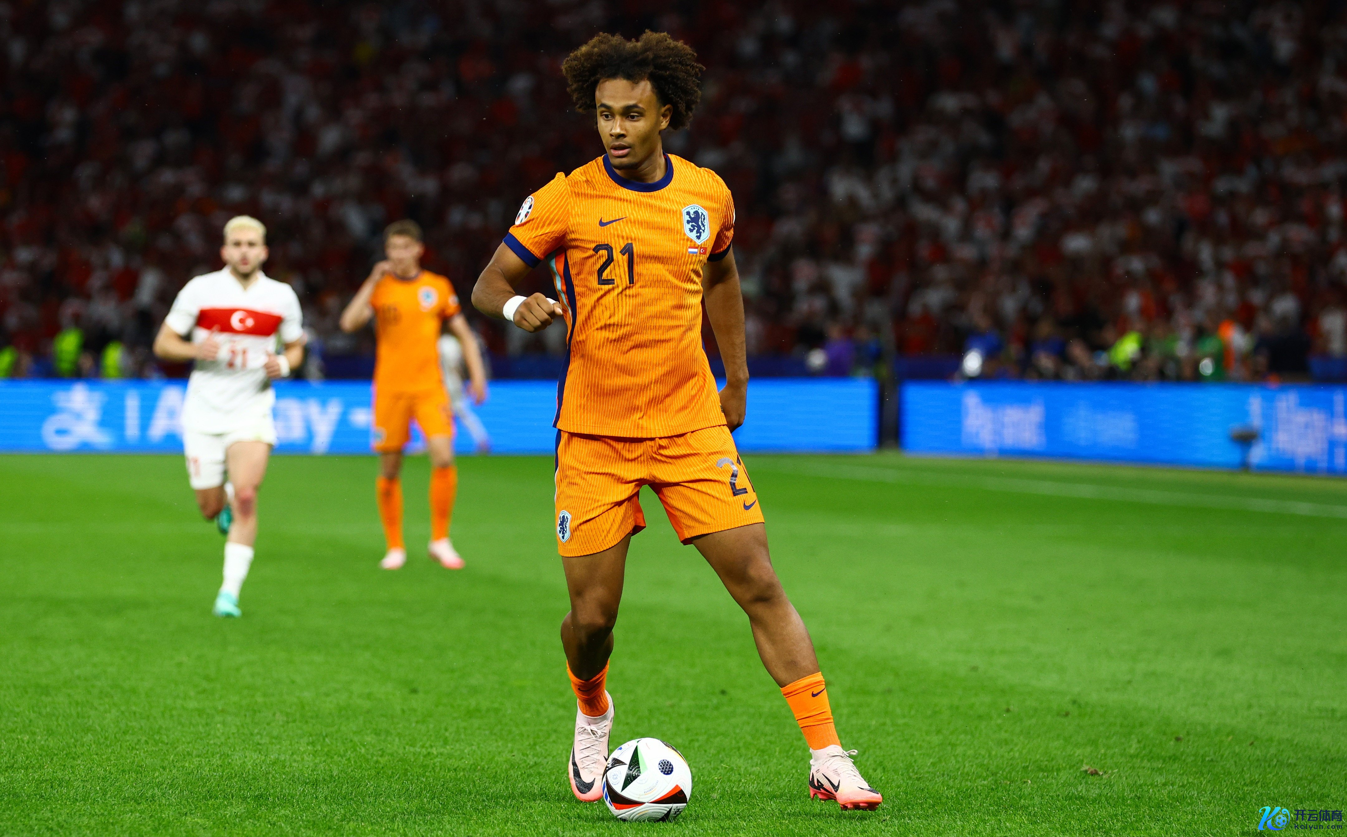 镜报:阿莫林接办曼联后任务之一,是激活景色低迷的皆尔克泽